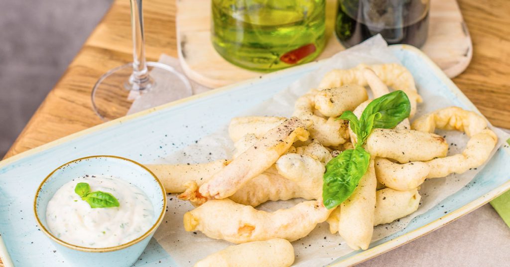 Gamberi-e-zucchine-in-pastella-al-vino-bianco